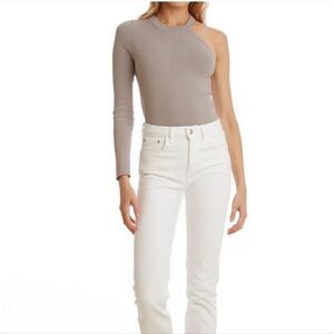 525 x Revolve One Shoulder One Sleeve Sweater in Grey Size M